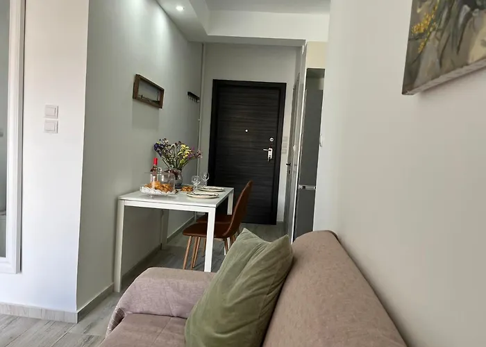 Theo Suites