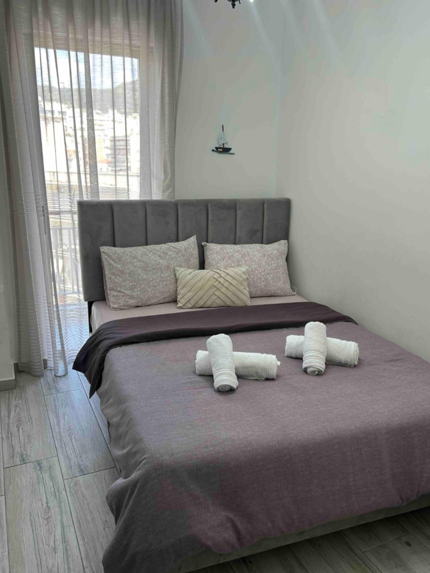 Theo Apartment *